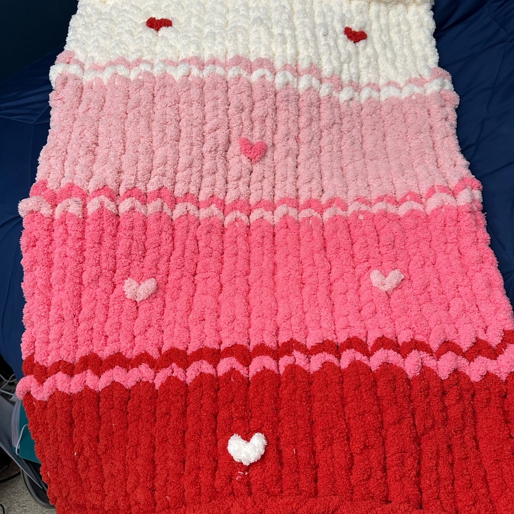 Chunky knit baby blanket